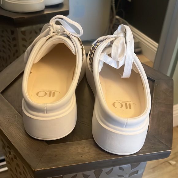 💎1 hour sale. JLO, slip on sneakers, leopard & metallic stud detail - Picture 4 of 9